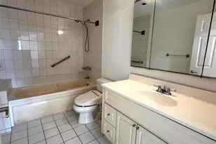 190 Schofield St, Bronx, NY 10464 - Photo 8