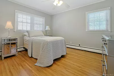 12 Greenwood Lane, Valhalla, NY 10595 - Photo 20