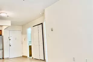 84-17 Lander St, Jamaica, NY 11435 - Photo 8