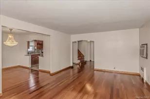 505 N 1st St, New Hyde Park, NY 11040 - Photo 4