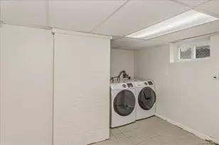 505 N 1st St, New Hyde Park, NY 11040 - Photo 16