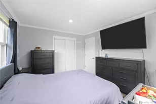 93 Lloyd Ave, North Babylon, NY 11703 - Photo 10