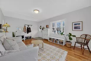 114 Chestnut Dr, New Windsor, NY 12553 - Photo 6