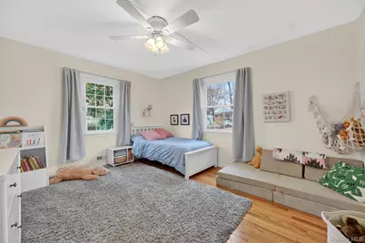 114 Chestnut Drive, New Windsor, NY 12553 - Photo 18