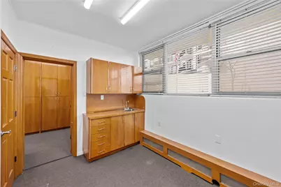 15611 Aguilar Avenue #1018, Flushing, NY 11367 - Photo 4