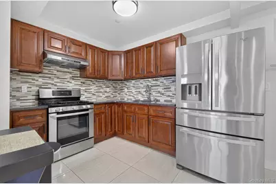 14538 34th Avenue #2E, Flushing, NY 11354 - Photo 8