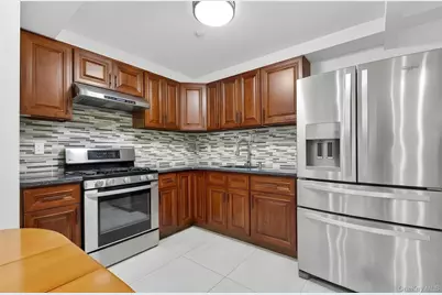 14538 34th Avenue #2E, Flushing, NY 11354 - Photo 4