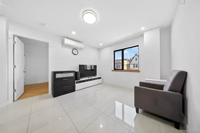 14538 34th Avenue #2E, Flushing, NY 11354 - Photo 2