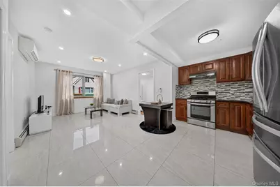 14538 34th Avenue #2E, Flushing, NY 11354 - Photo 2