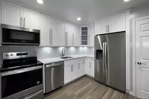 30 Westgate Dr, Bohemia, NY 11716 - Photo 2