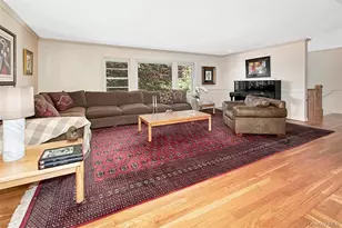 21 Douglas Cir, Rye, NY 10580 - Photo 4