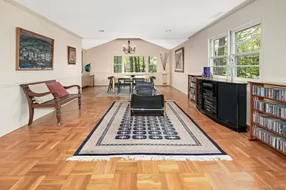 21 Douglas Circle, Rye, NY 10580 - Photo 6