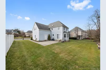 14 Mackay Way, Roslyn, NY 11576 - Photo 30