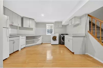 14 Mackay Way, Roslyn, NY 11576 - Photo 24