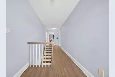 14 Mackay Way, Roslyn, NY 11576 - Photo 12