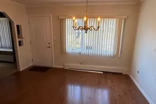 11 Arbor St, Great Neck, NY 11021 - Photo 2