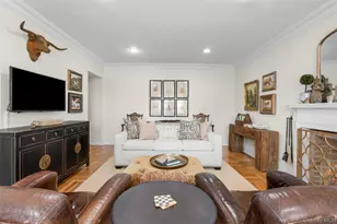 910 Stuart Ave, Mamaroneck, NY 10543 - Photo 14