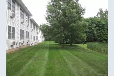 75 Pipetown Hill Road, Nanuet, NY 10954 - Photo 2