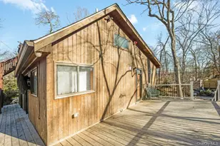 356 Oakleigh Ave, Calverton, NY 11933 - Photo 30