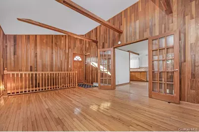 356 Oakleigh Avenue #17, Calverton, NY 11933 - Photo 8