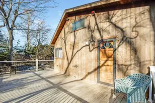 356 Oakleigh Ave, Calverton, NY 11933 - Photo 4