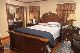 131-55 221st St, Springfield Gardens, NY 11413 - Photo 16