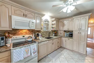 12 Blue Point Road E #12, Holtsville, NY 11742 - Photo 10