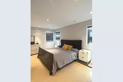 442 E Beech Street #Lower, Long Beach, NY 11561 - Photo 10