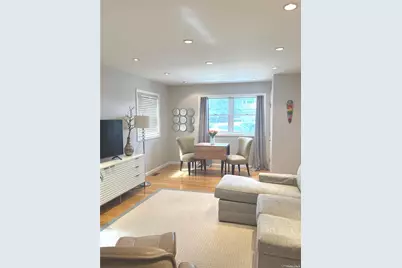 442 E Beech Street #Lower, Long Beach, NY 11561 - Photo 4
