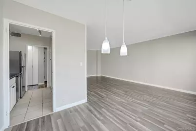 240 Garth Road #2G2, Scarsdale, NY 10583 - Photo 10