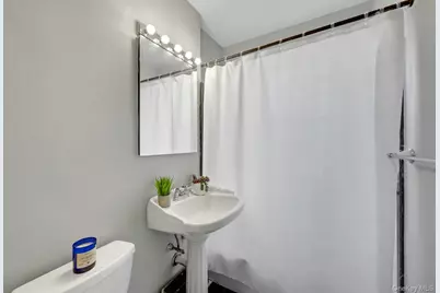 240 Garth Road #2G2, Scarsdale, NY 10583 - Photo 16