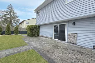 45 Mallard Ave, Selden, NY 11784 - Photo 22