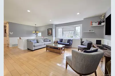 45 Mallard Avenue, Selden, NY 11784 - Photo 4