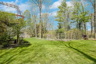 136 Furnace Woods Rd, Cortlandt Manor, NY 10567 - Photo 28