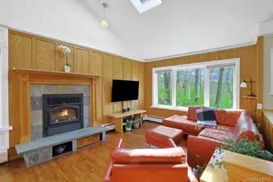 136 Furnace Woods Rd, Cortlandt Manor, NY 10567 - Photo 4