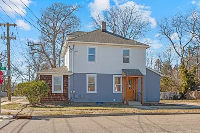 500 5th Avenue #upper (2nd floor), East Northport, NY 11731 - Photo 1