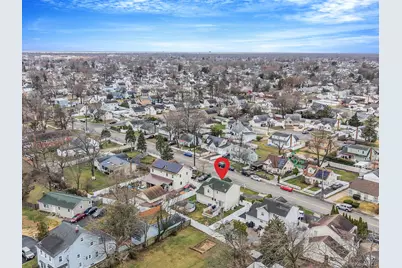 811 County Line Road, Amityville, NY 11701 - Photo 36