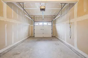 811 County Line Rd, Amityville, NY 11701 - Photo 28