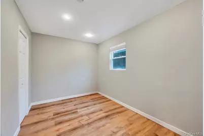 159 Dawn Drive, Centereach, NY 11720 - Photo 8