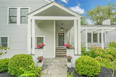 31 Pierce Drive, Pleasantville, NY 10570 - Photo 2