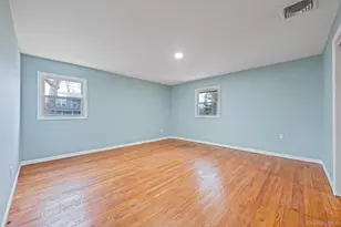 36 Maple Ln, Shirley, NY 11967 - Photo 12