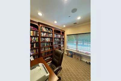 1403 Pebble Beach Path, Riverhead, NY 11901 - Photo 34