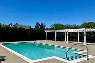 1403 Pebble Beach Path, Riverhead, NY 11901 - Photo 32