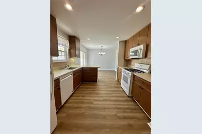 1403 Pebble Beach Path, Riverhead, NY 11901 - Photo 14