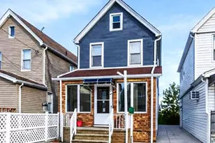 89-25 201st St, Hollis, NY 11423 - Photo 1