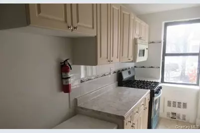 2866 Marion Avenue #1E, Bronx, NY 10458 - Photo 6