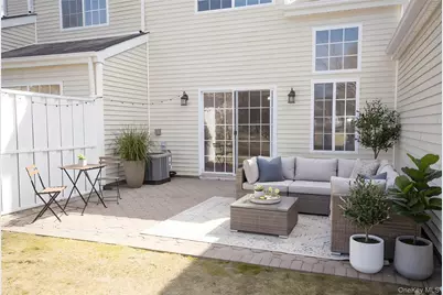 359 Colonial Circle #359, Manorville, NY 11949 - Photo 10