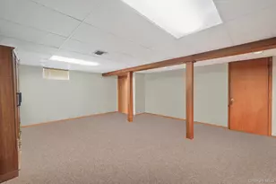 300 Tyler Ave, Miller Place, NY 11764 - Photo 20