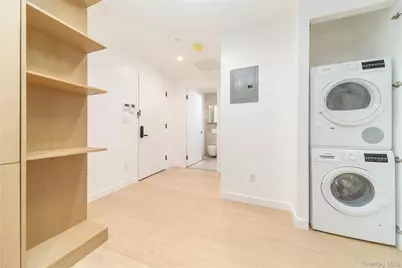 3005 Vernon Boulevard #6I, Astoria, NY 11102 - Photo 6