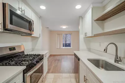 103 Birchwood Road, Medford, NY 11763 - Photo 10